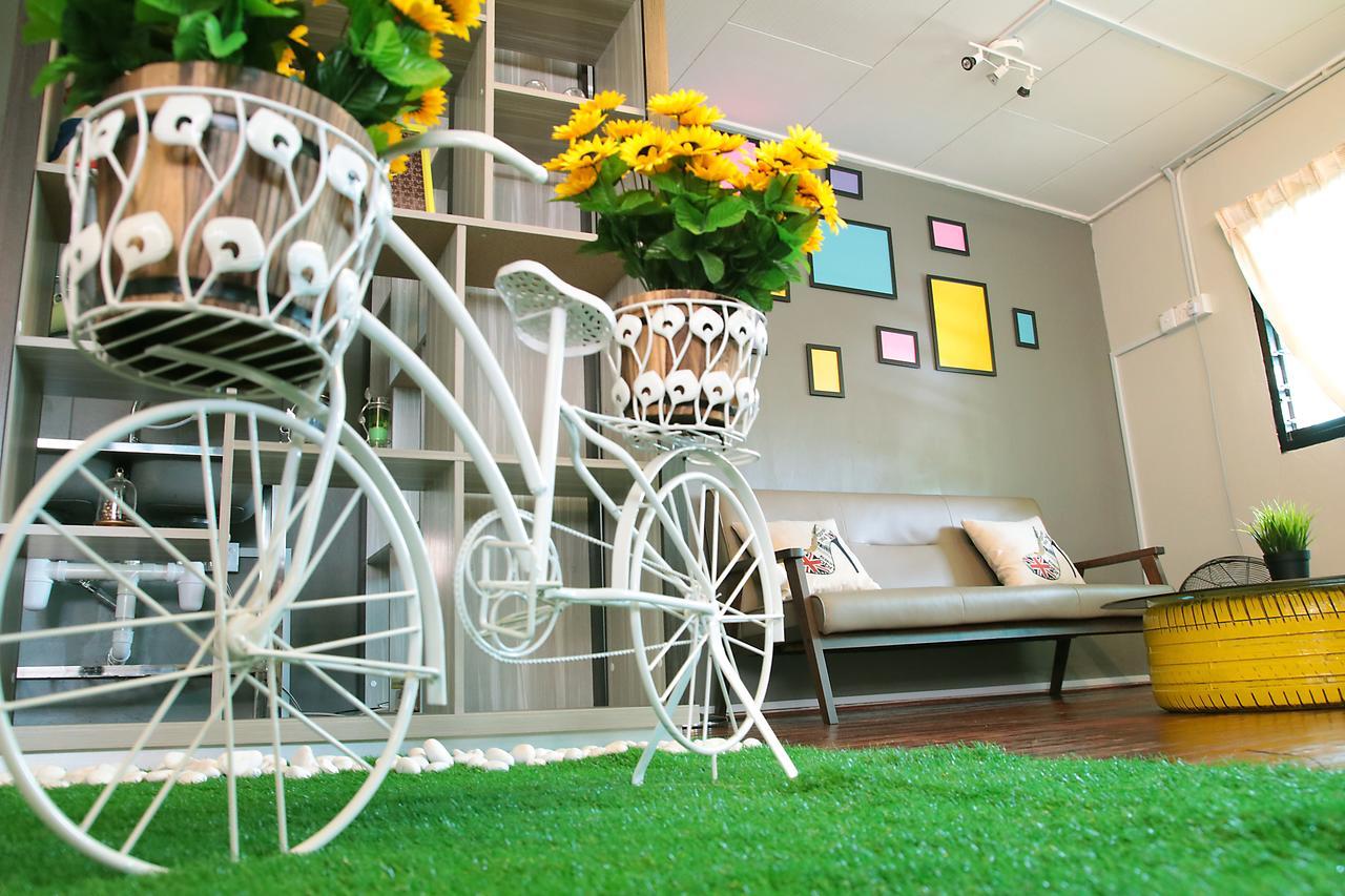 The Bunk By Olive Hostel Malacca Exterior photo