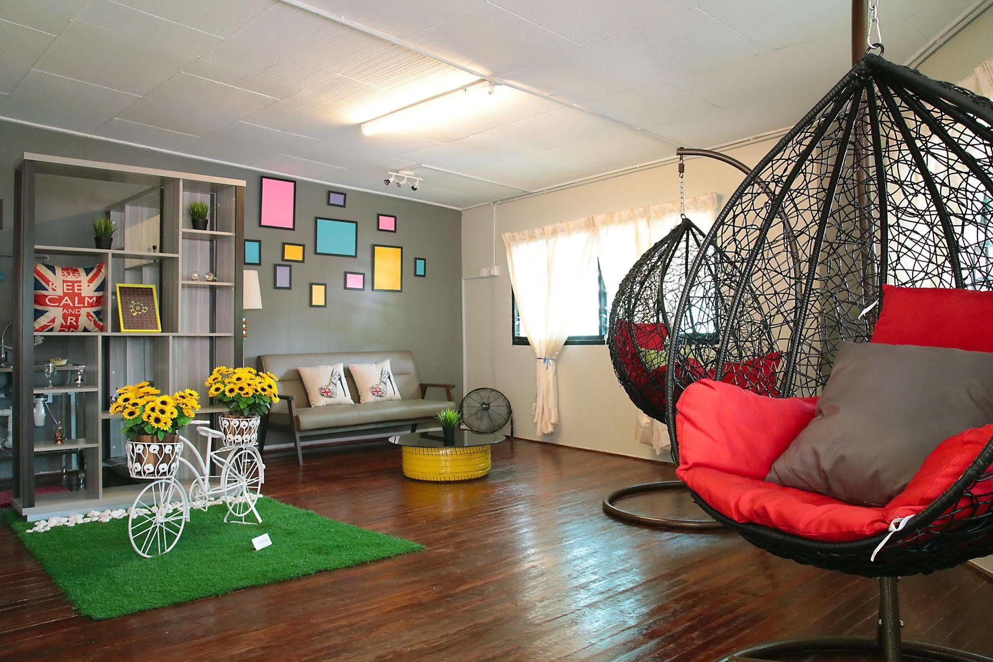 The Bunk By Olive Hostel Malacca Exterior photo